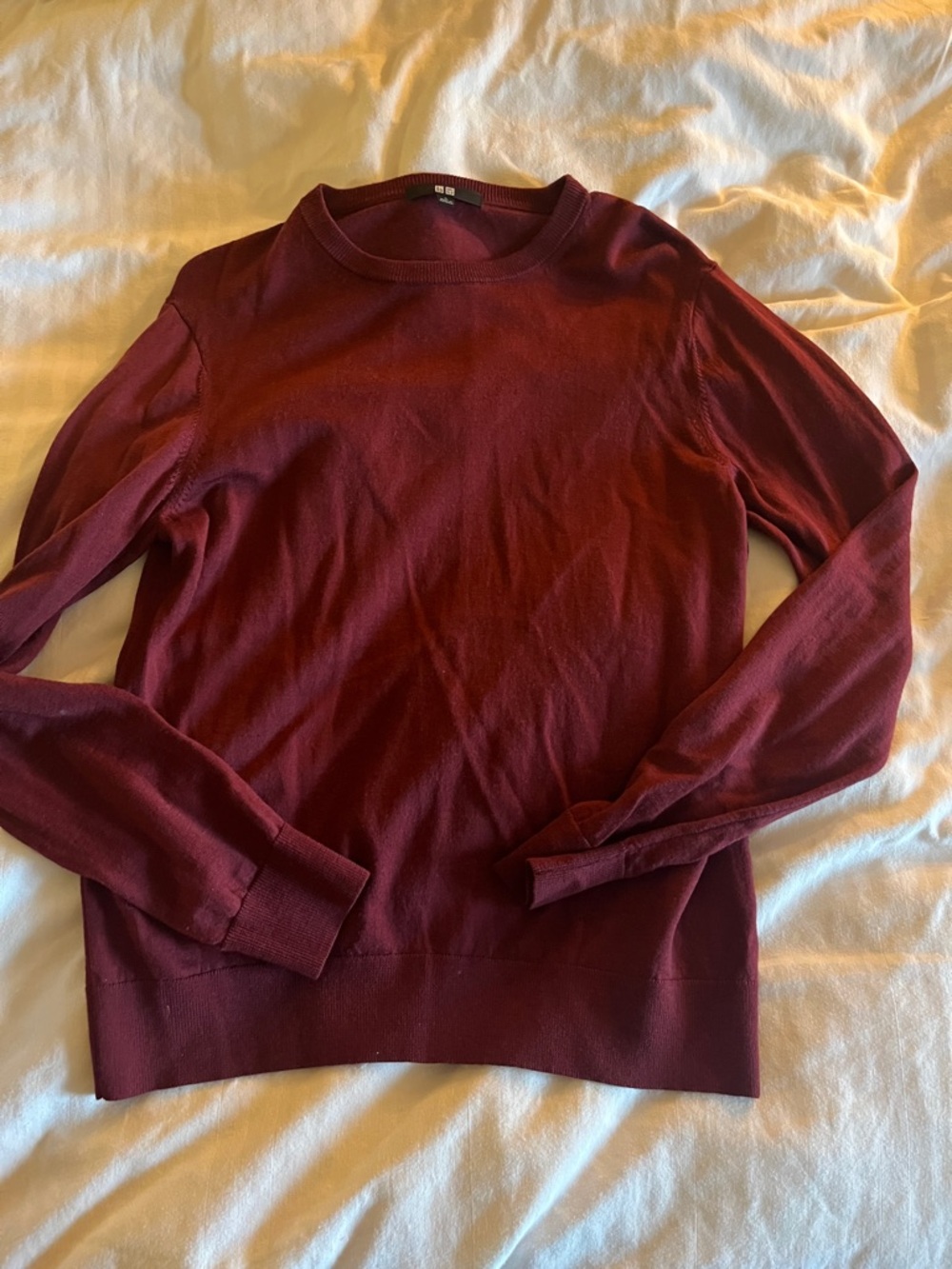 Uniqlo women’s Crewneck Sweater in Wine Red